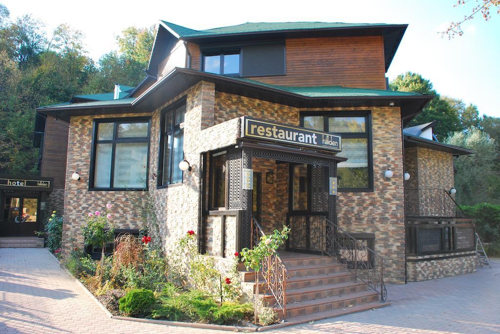 Hotel Hillden Lodge&Restaurant Drumu Carului Kültér fotó