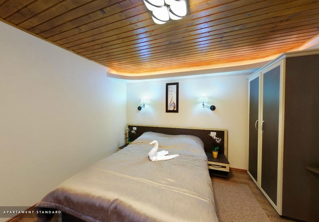 Hotel Hillden Lodge&Restaurant Drumu Carului Kültér fotó